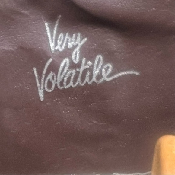 Very Volatile Boots - Picture 10 of 11